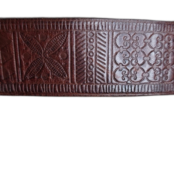 Fossil brown embossed leather belt size Small silver Buckle Western Boho Style - Picture 9 of 10